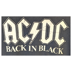 Musta puuvillainen AC/DC Back in Black -t-paita, jossa on valkoinen kulunut bändilogo.