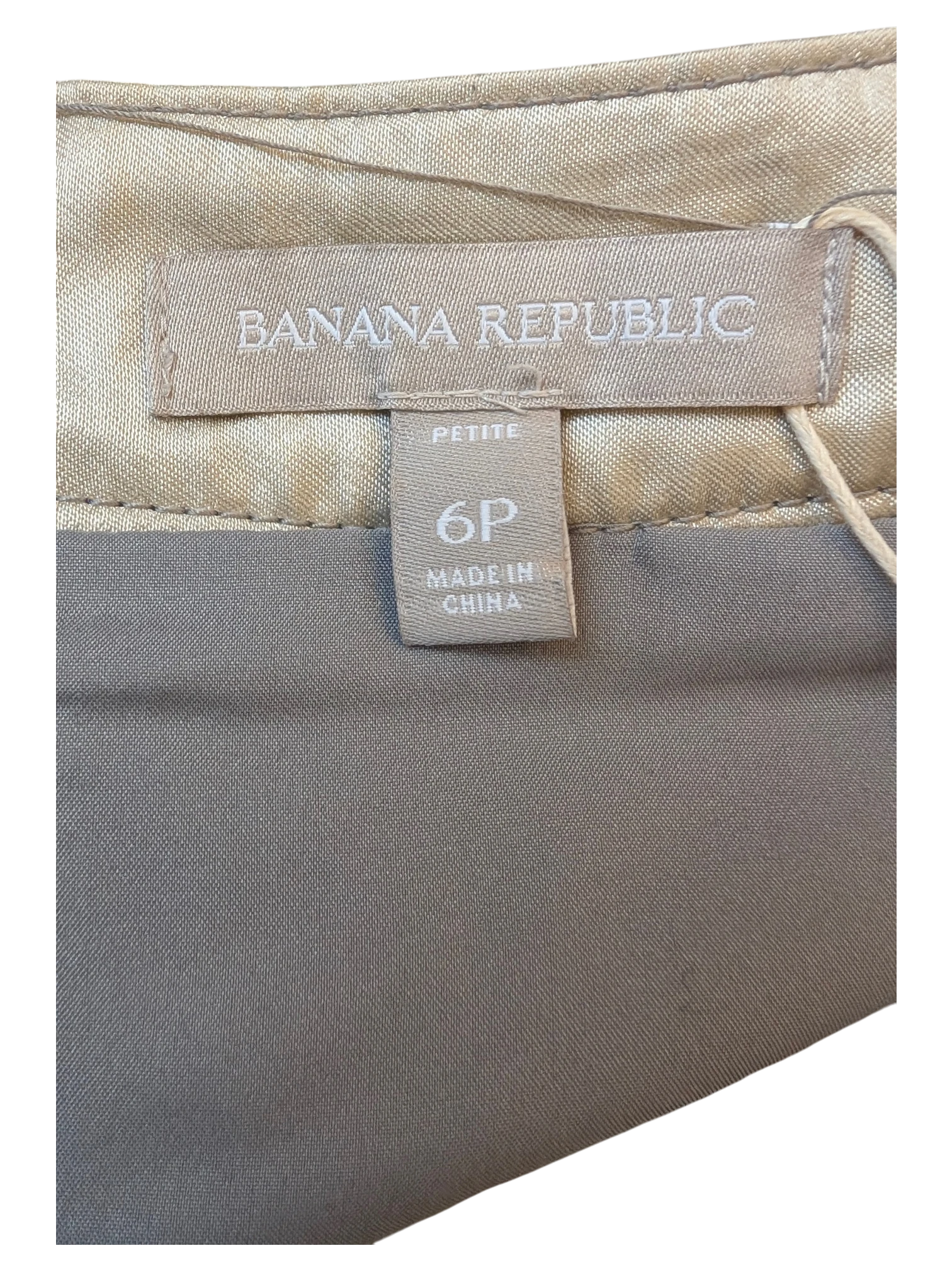 JAKE & IPI Banana Republic petite size 6P beige leather skirt interior label and lining detail