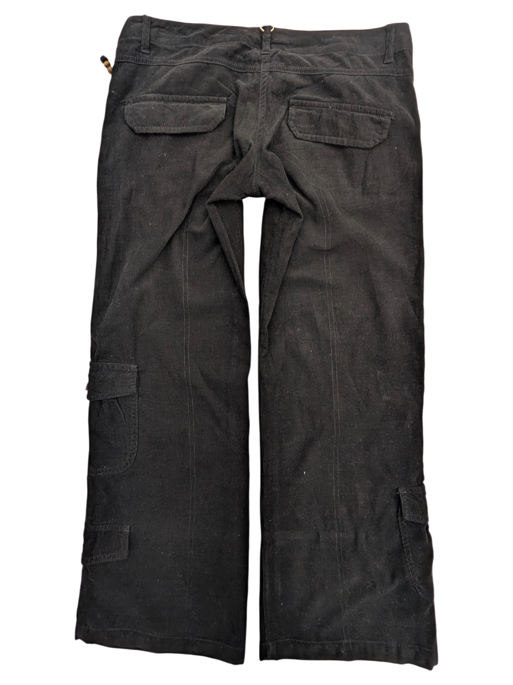 JAKE & IPI black corduroy cargo pants with multiple pockets and a relaxed fit.