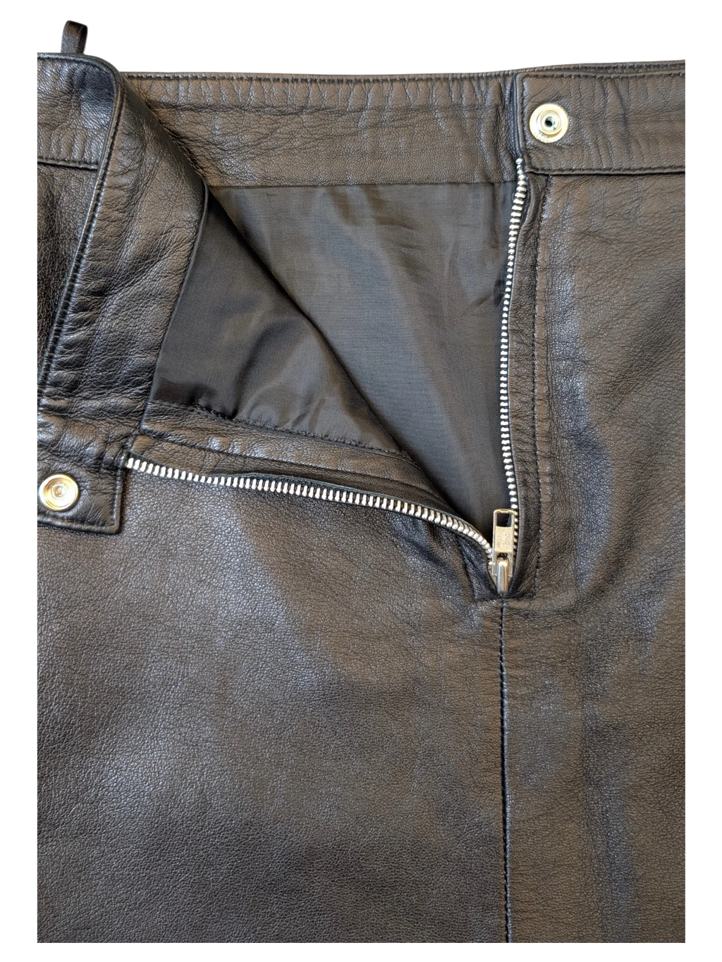 JAKE & IPI black leather skirt featuring a metal zipper fly, snap button closure, and smooth interior lining.