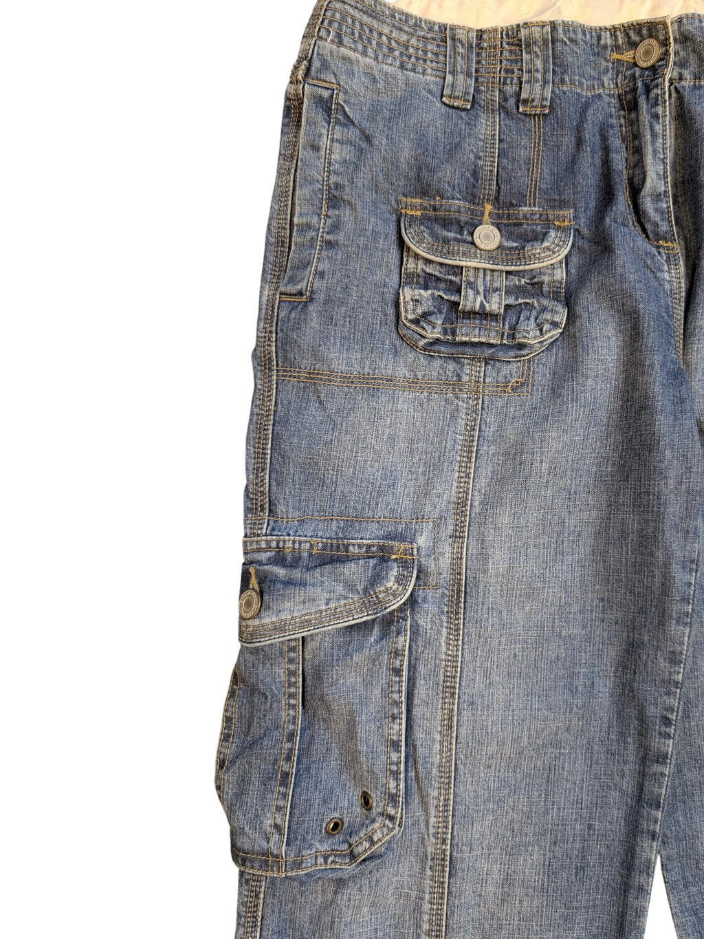 JAKE & IPI blue denim cargo pants with multiple pockets and button closures. Size 34.