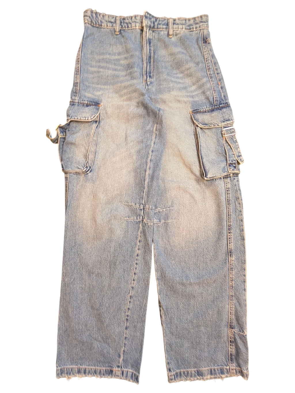 JAKE & IPI light wash denim cargo pants with multiple pockets and a relaxed fit.