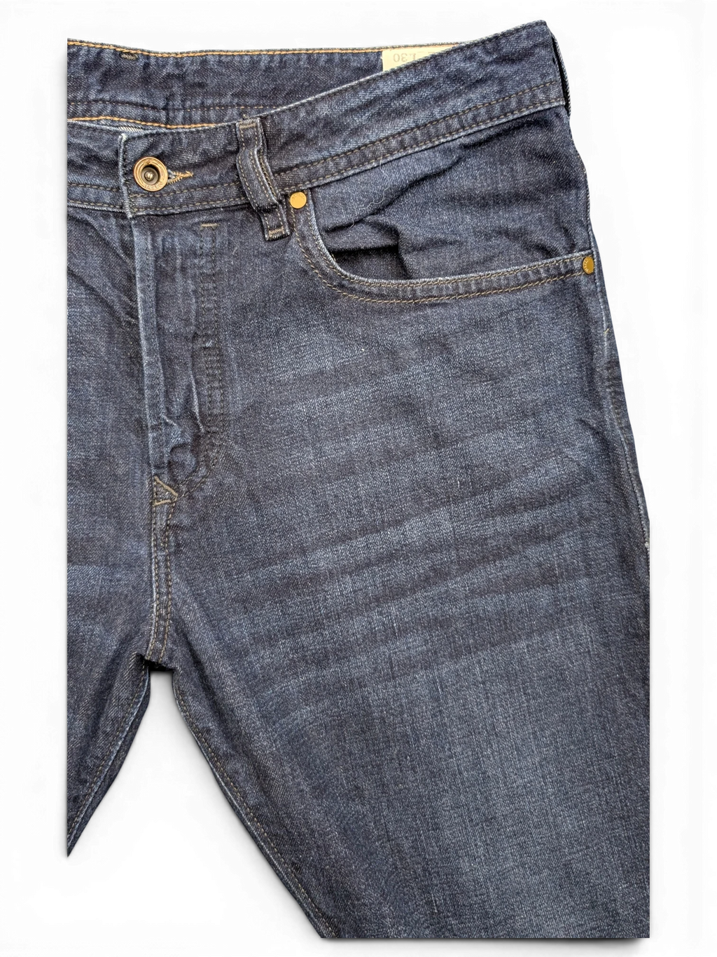 JAKE & IPI dark wash denim jeans, Buster style, W32 L30, with button fly and classic five-pocket design.