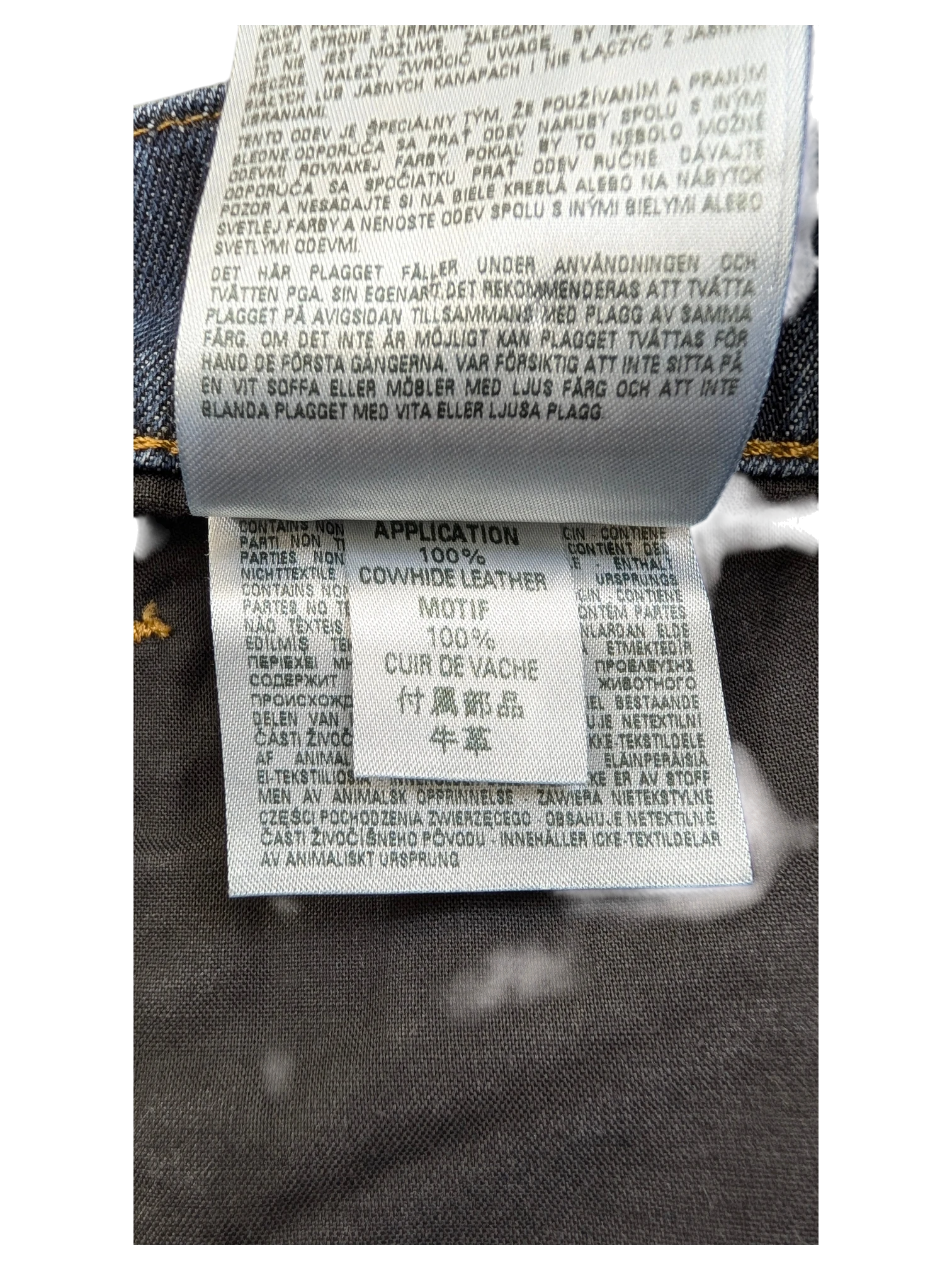 JAKE & IPI Diesel D-Fining jeans label with cowhide leather application and motif details.