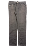 JAKE & IPI Diesel Darron men's grey denim jeans, size W32 L32, with classic five-pocket styling and metal logo detail.