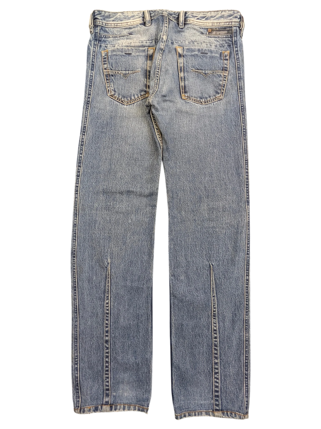 JAKE & IPI Diesel Dughan W29 L32 blue denim jeans with split hems and classic pocket details.