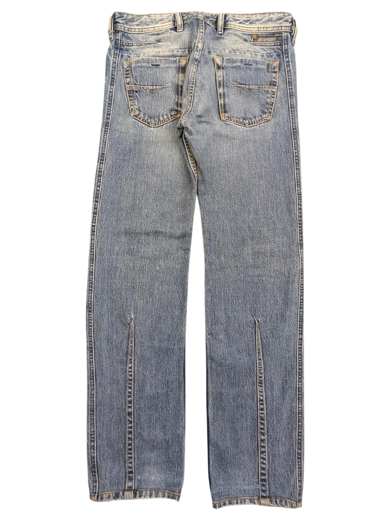 JAKE & IPI Diesel Dughan W29 L32 blue denim jeans with split hems and classic pocket details.