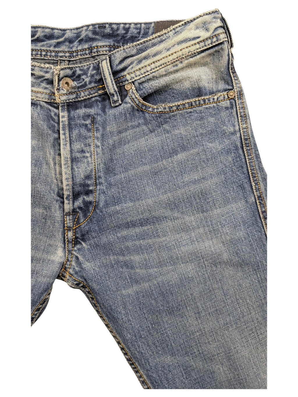 JAKE & IPI Diesel Dughan W29 L32 blue denim jeans with whiskering and faded details.