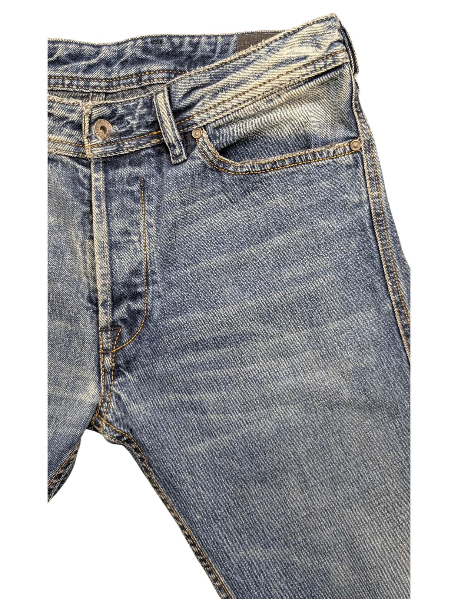 JAKE & IPI Diesel Dughan W29 L32 blue denim jeans with whiskering and faded details.