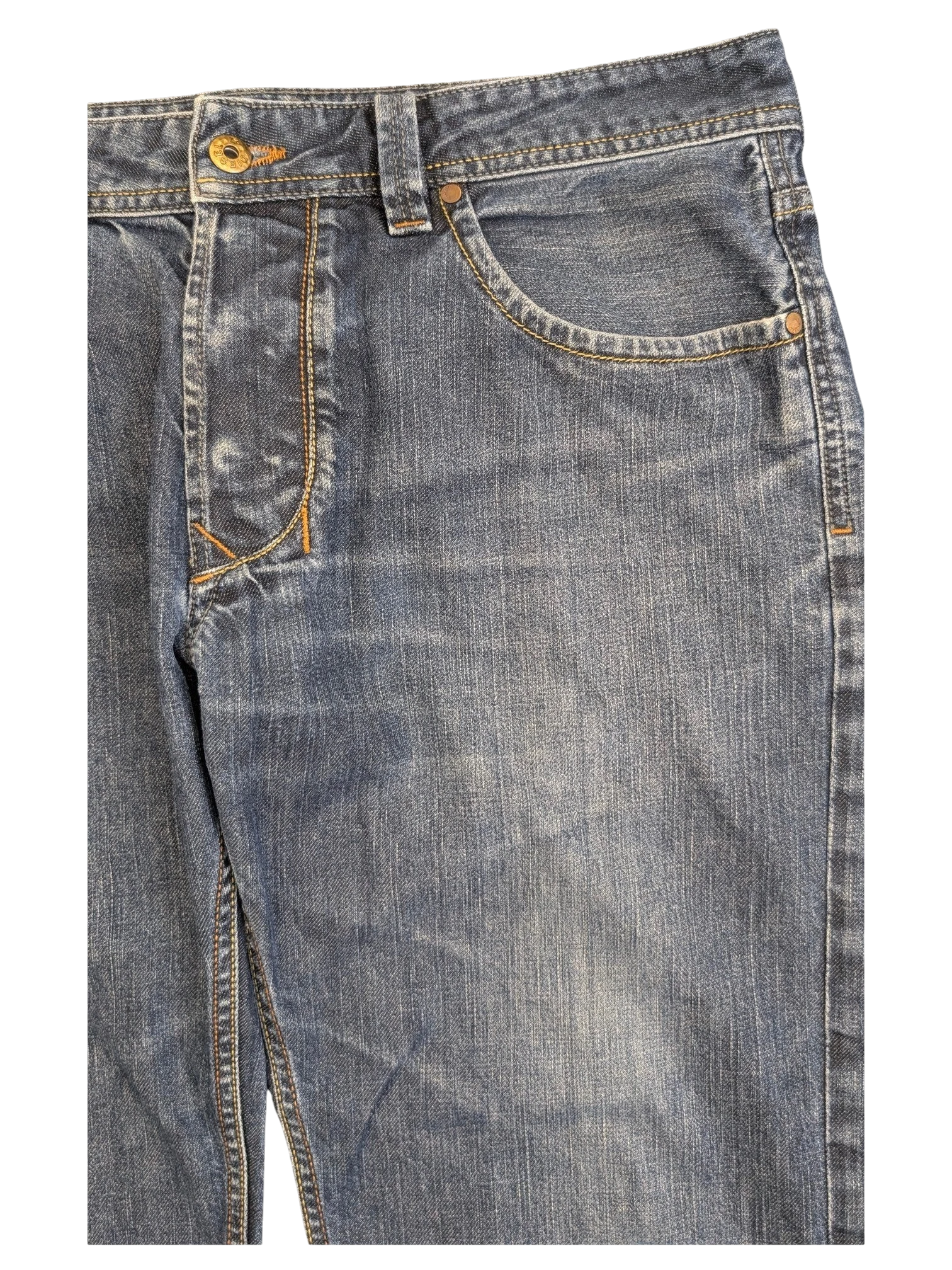 JAKE & IPI Diesel Larkee men's blue denim jeans W34 L30 with button fly and contrast stitching.