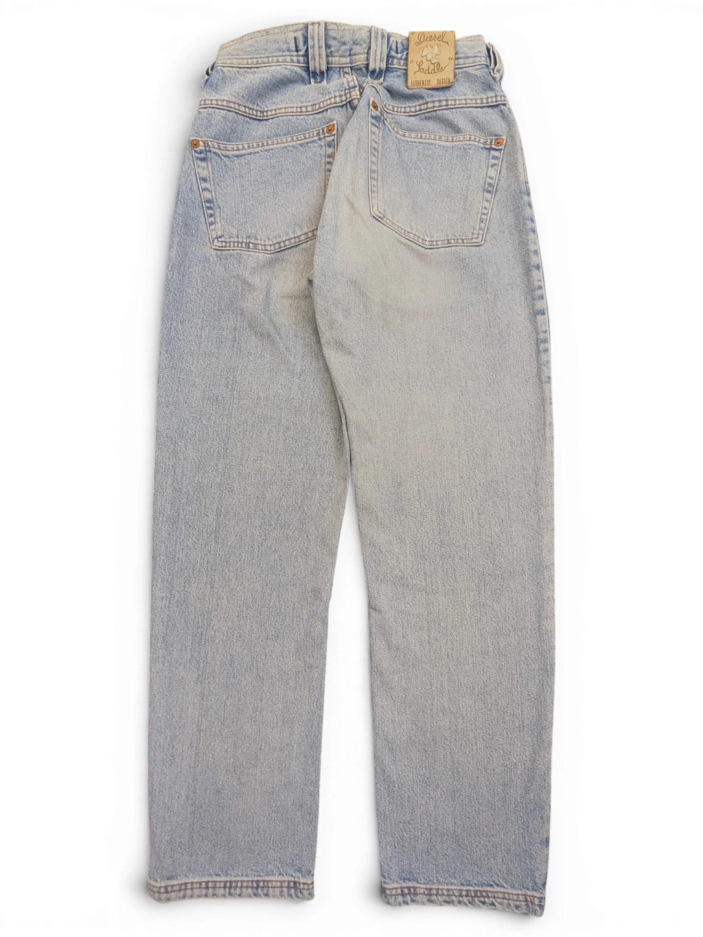JAKE & IPI Diesel Modern Basic light wash denim jeans, size W28 L31, with classic five-pocket styling and leather logo patch.