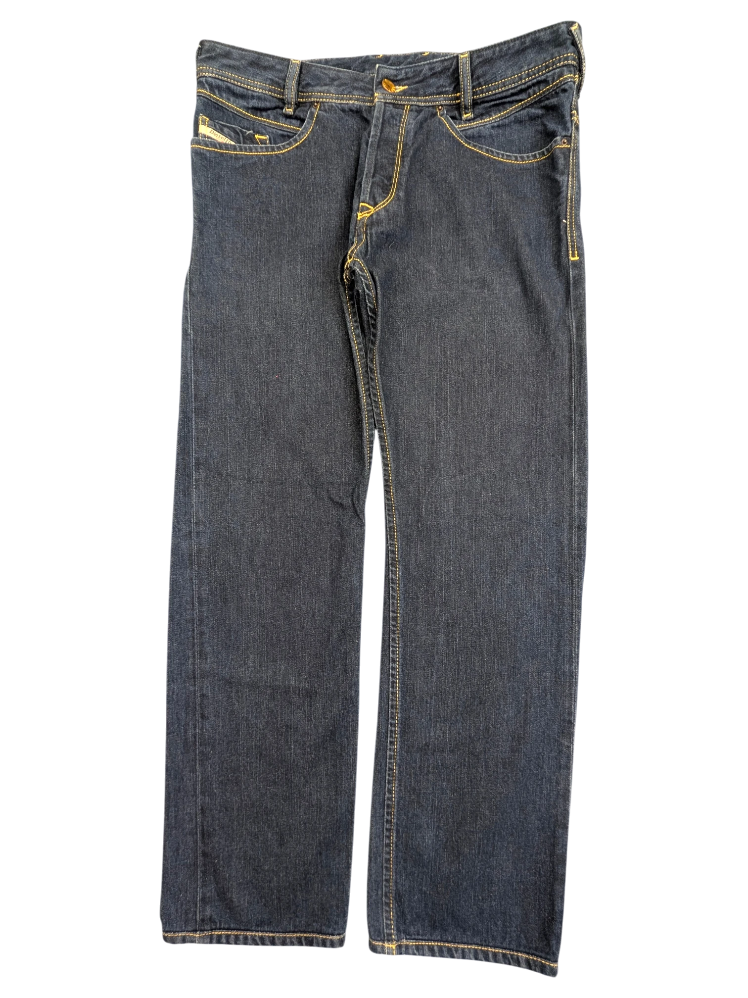 JAKE & IPI Diesel Poiak dark wash denim jeans, size W31 L34, with yellow stitching and classic five-pocket styling.
