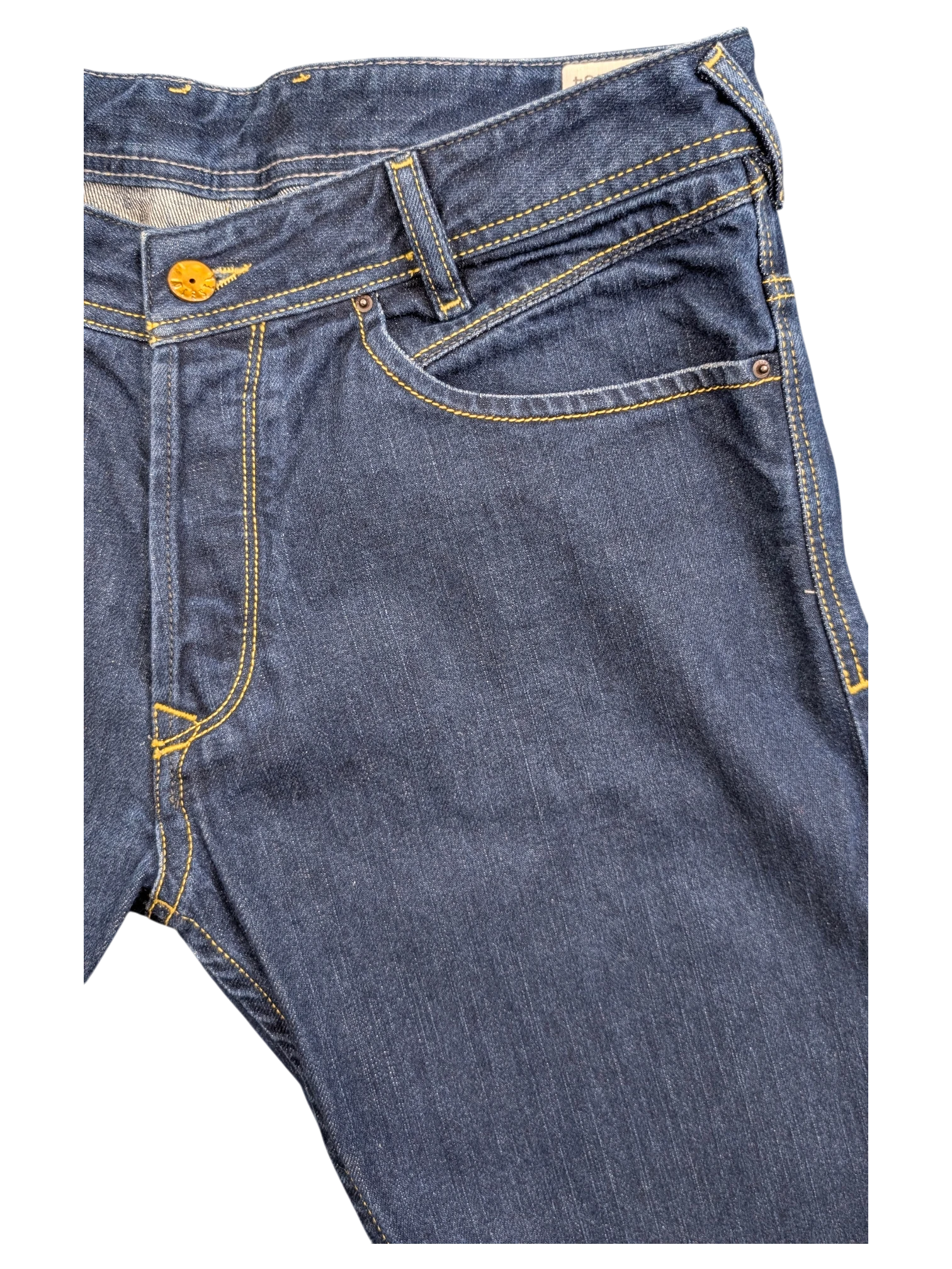 JAKE & IPI dark wash denim jeans with yellow stitching and a button fly. Size W31 L34.