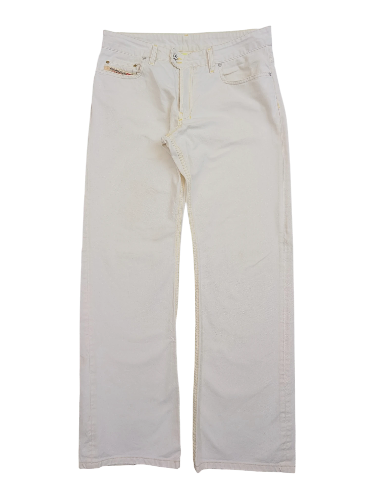 JAKE & IPI Diesel Rabox W34 L32 off-white denim jeans with yellow stitching and a small red logo tag.