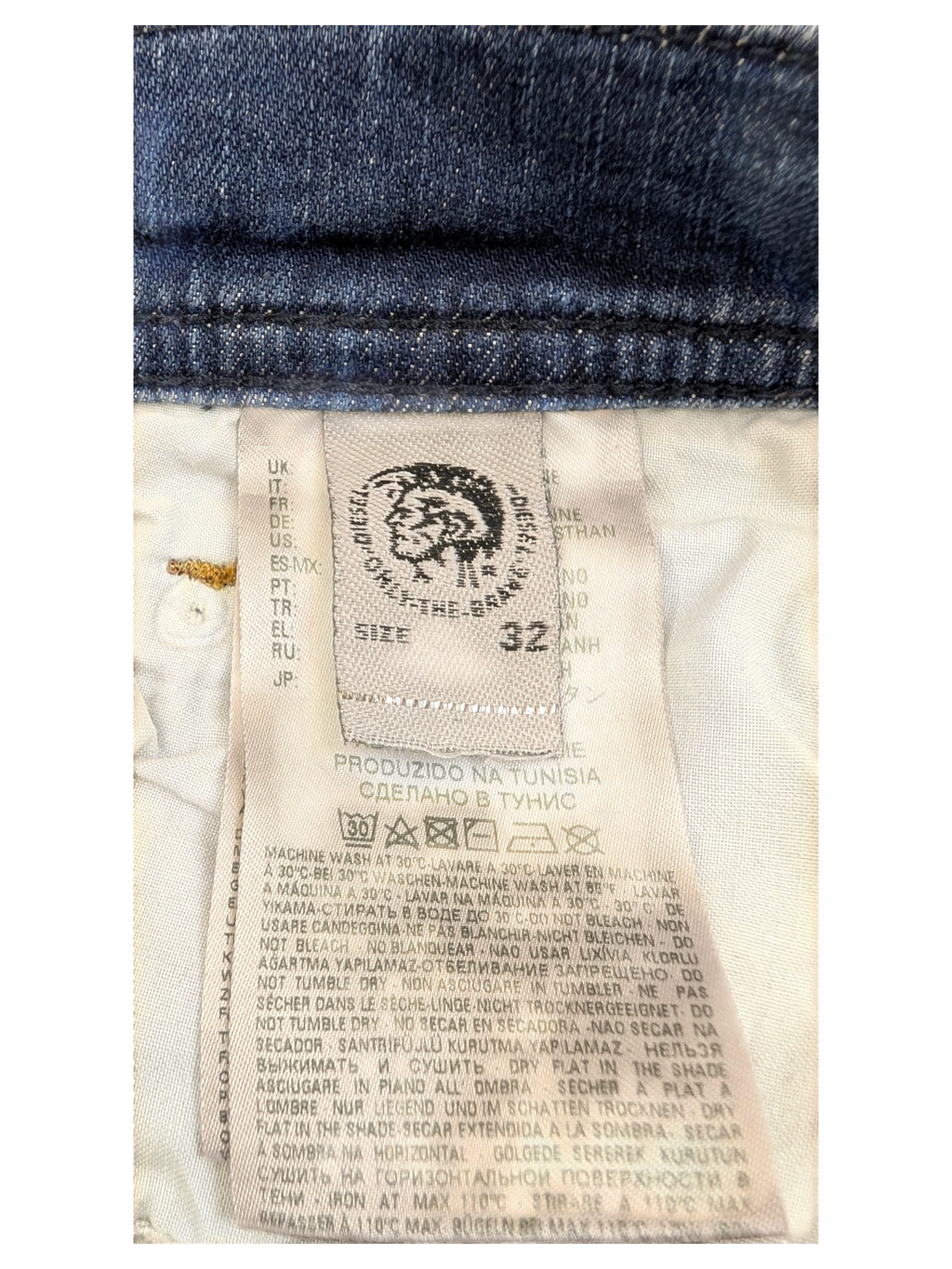 JAKE & IPI Diesel Tepphar jeans, blue denim, size 32 waist, 34 length. Care label visible.