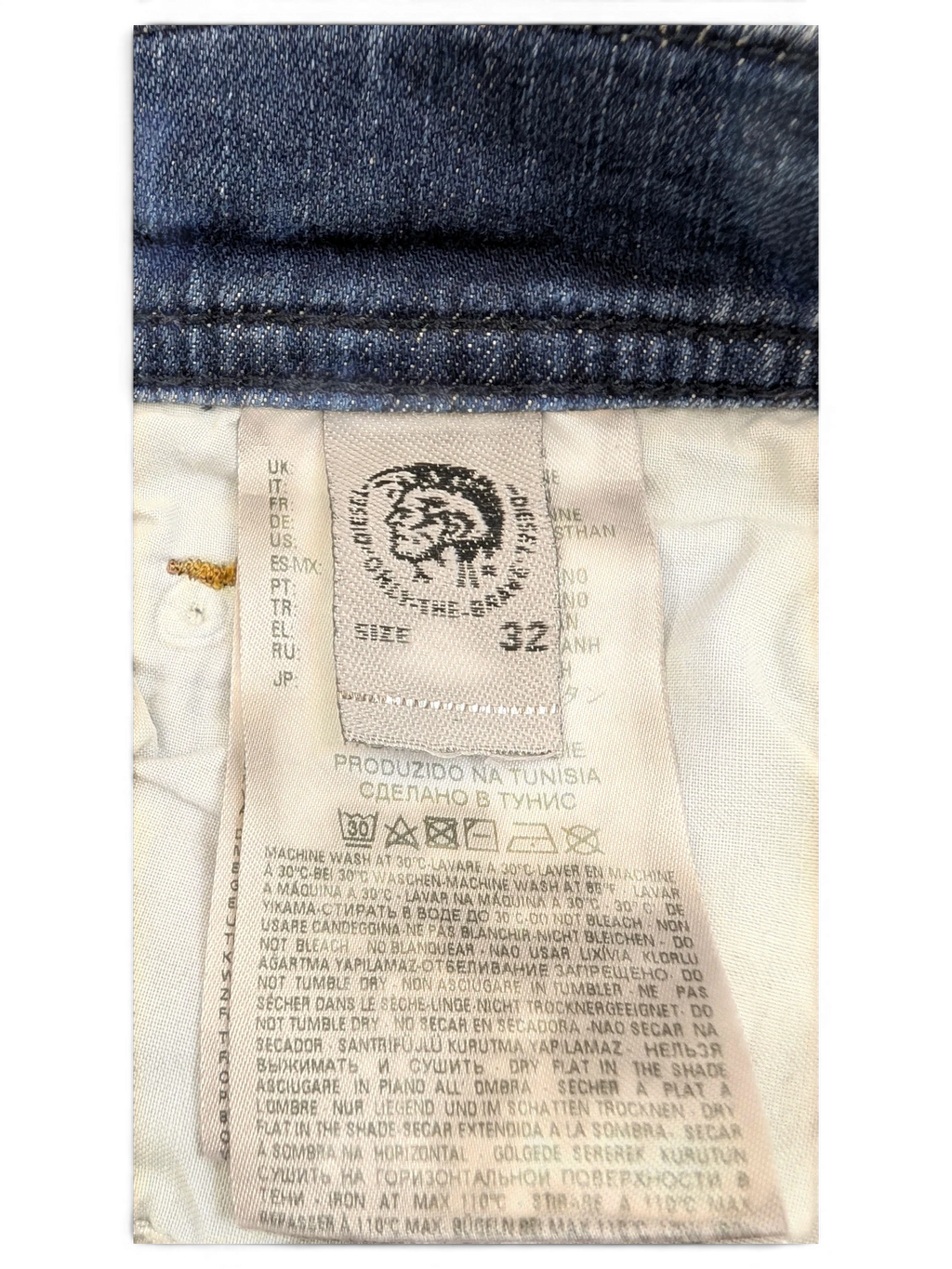 JAKE & IPI Diesel Tepphar jeans, blue denim, size 32 waist, 34 length. Care label visible.