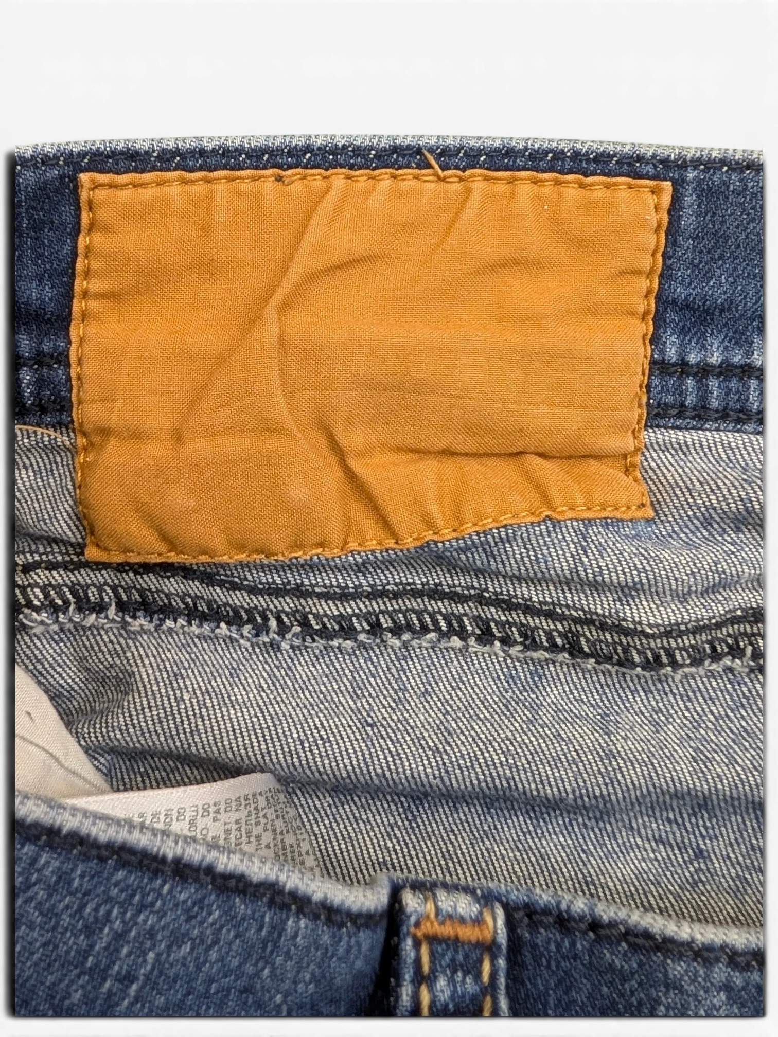 JAKE & IPI Diesel Tepphar jeans with a tan leather patch and blue denim. Size W32 L34.