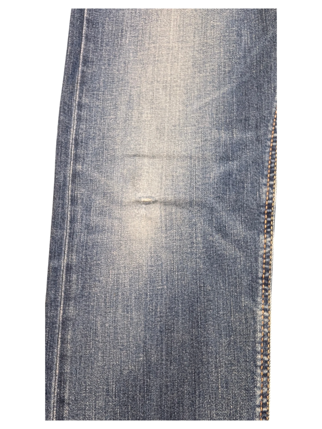 JAKE & IPI Diesel Tepphar jeans in light blue denim with a distressed detail on the thigh.