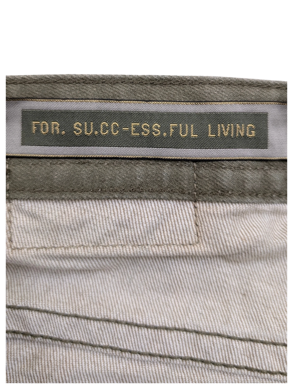 JAKE & IPI Diesel Thavar W34 L32 jeans with "FOR. SU.CC-ESS.FUL LIVING" label