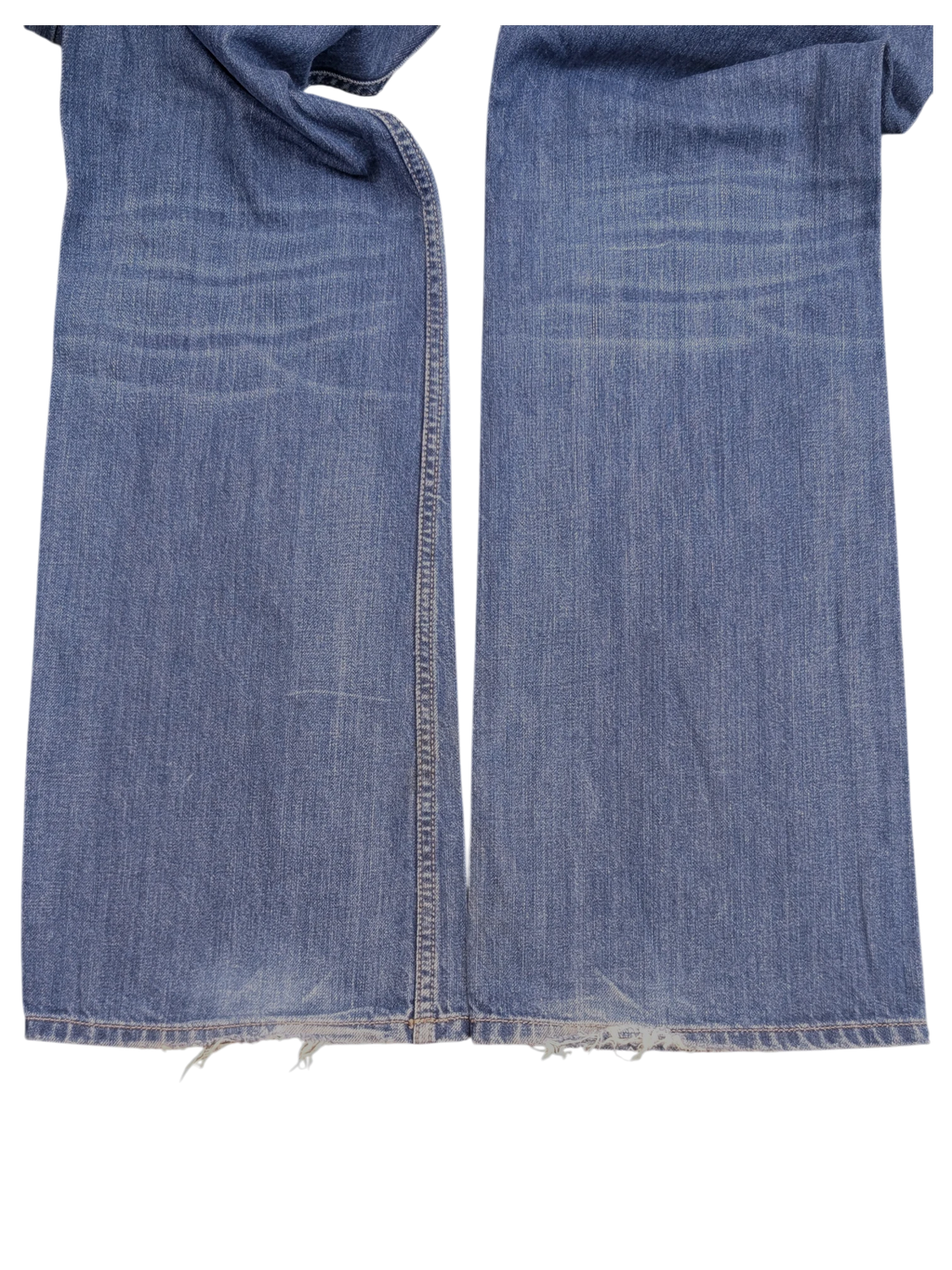 JAKE & IPI Diesel Zatiny bootcut jeans in blue denim with distressed frayed hems and a W34 L32 size.