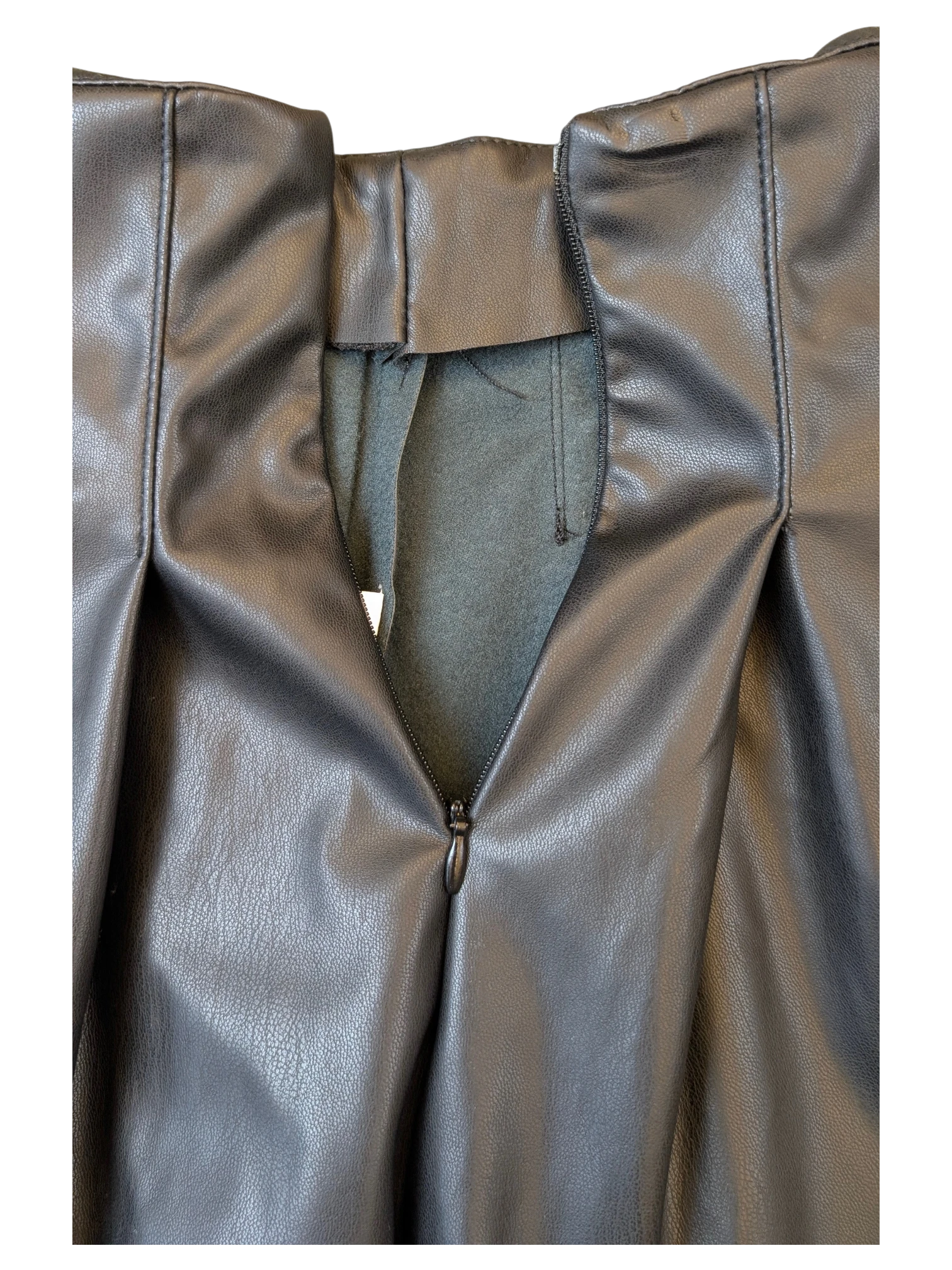 JAKE & IPI black faux leather pleated mini skirt with a concealed back zipper closure and soft interior lining.