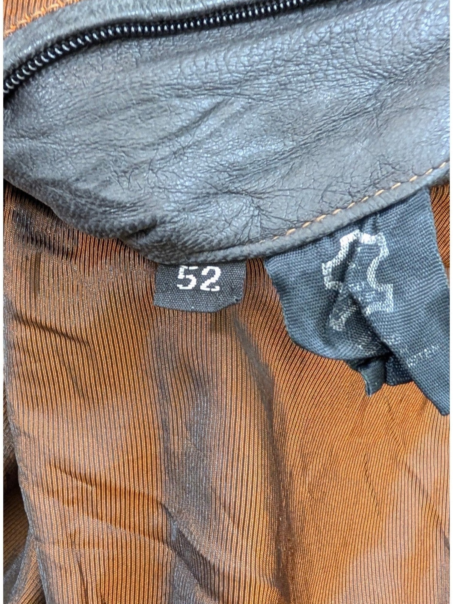 JAKE & IPI brown leather sportswear jacket size 52 with orange striped lining