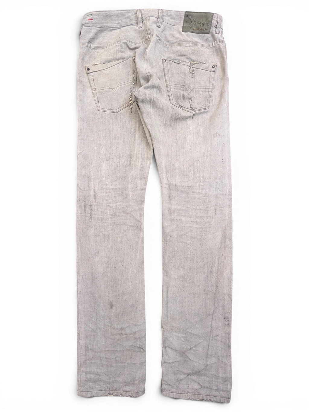 JAKE & IPI light grey distressed denim jeans with a slim fit and button fly. W34 L34.