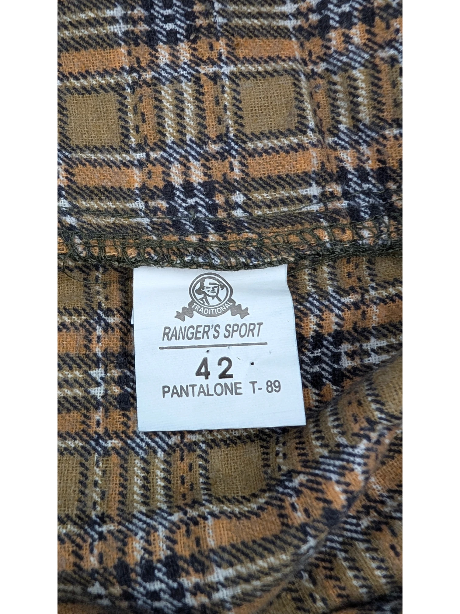 JAKE & IPI Ranger's Sport cargo pants in brown and black plaid pattern, size 42.
