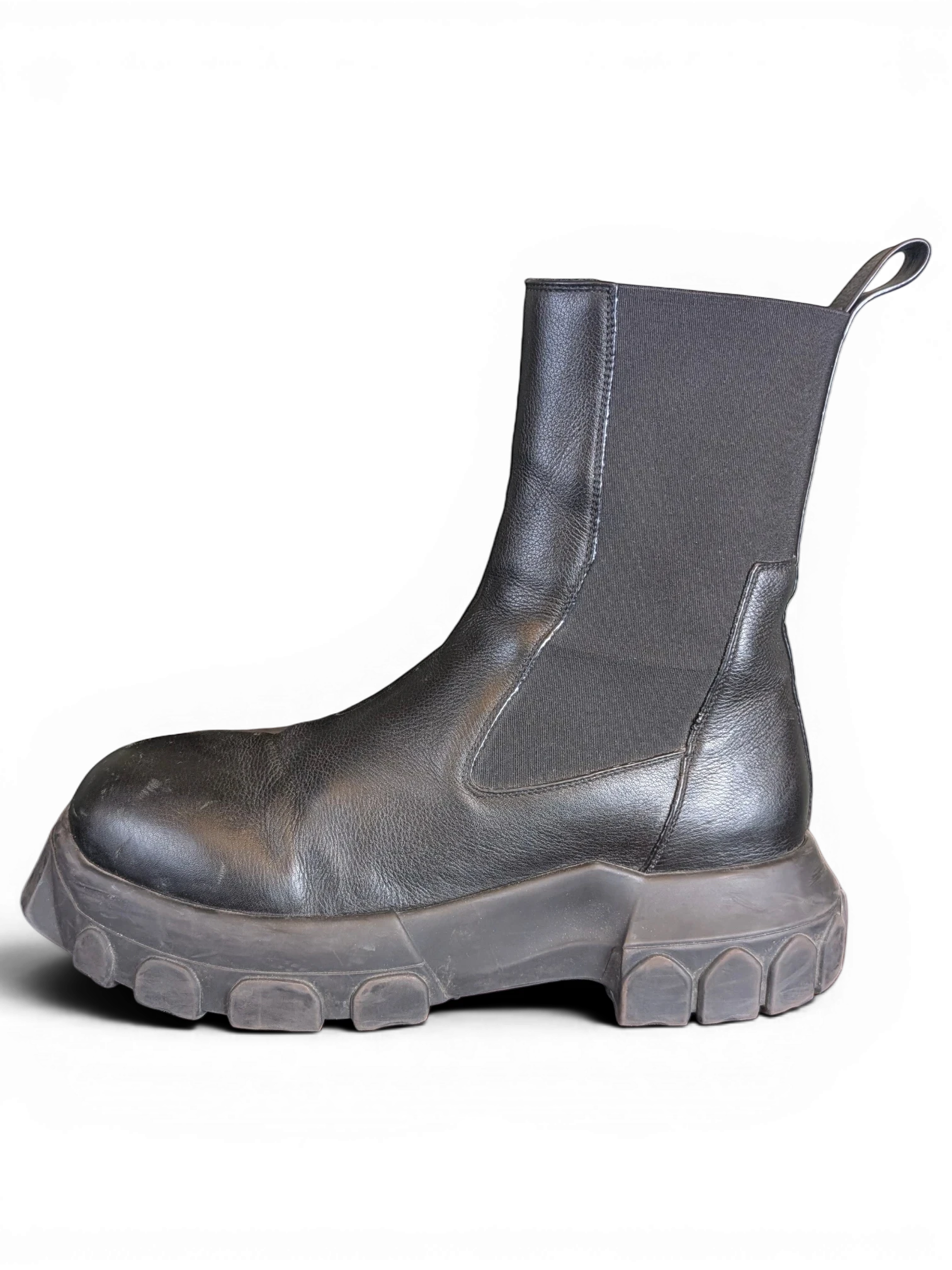 JAKE & IPI Rick Owens Beatle Bozo Tractor boots in metallic black leather with an oversized lug sole side view