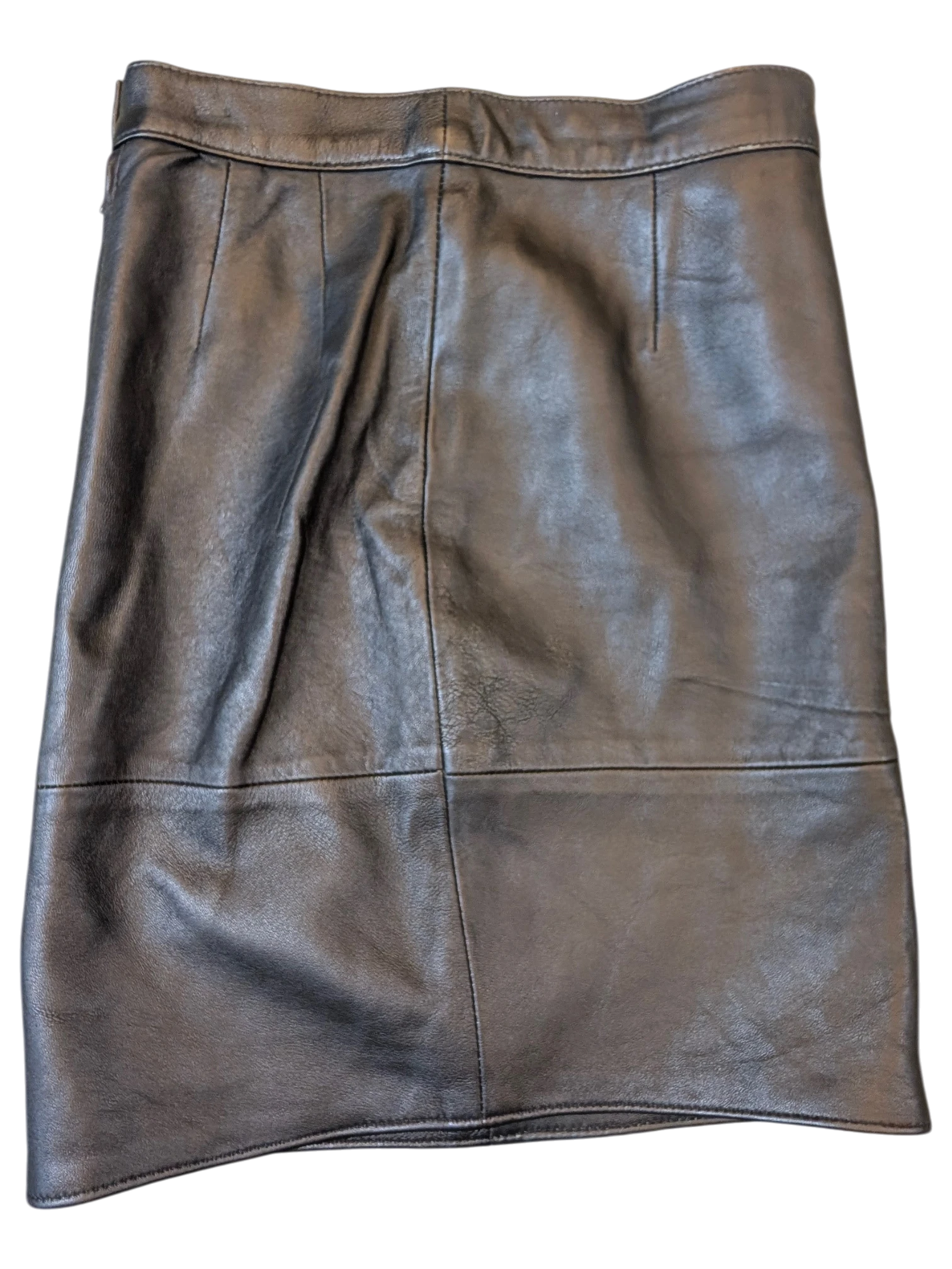 JAKE & IPI Vivien Caron black leather mini skirt with a high-waisted fit and panelled construction.