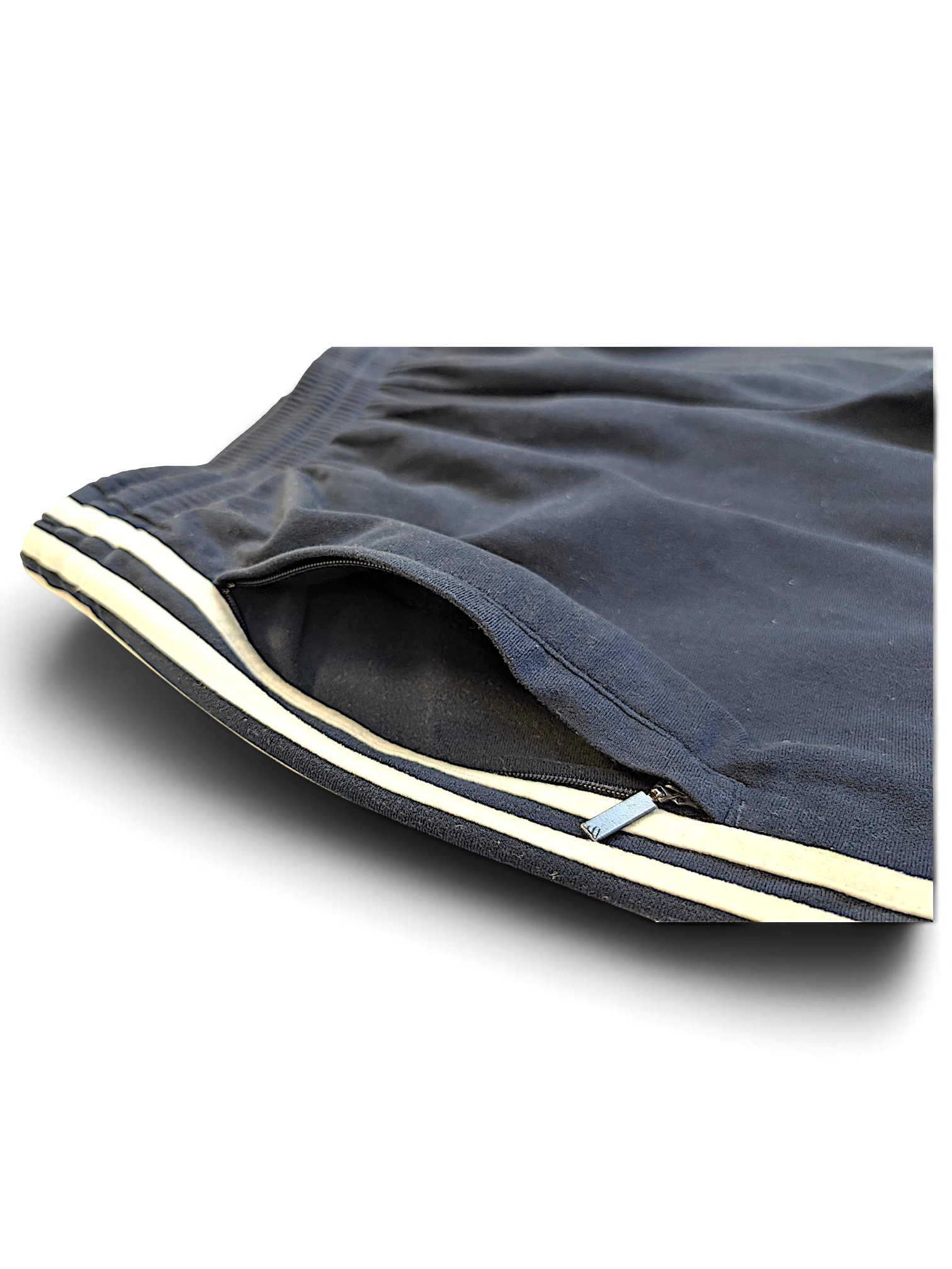 JAKE & IPI pre-owned blue adidas velour track pants featuring a zippered side pocket and classic white side stripes.