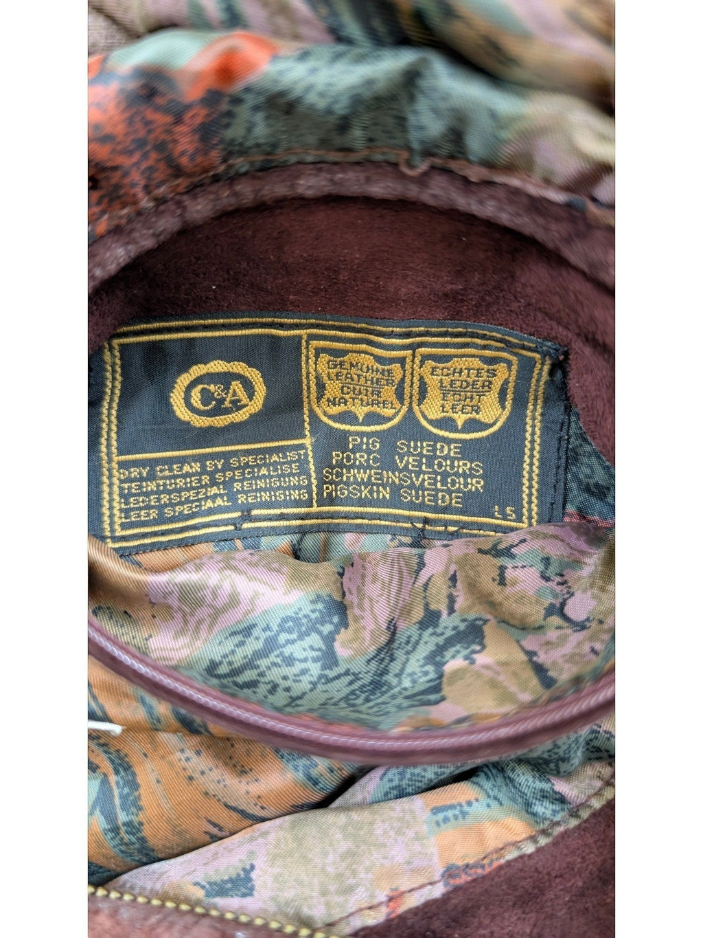 JAKE & IPI Angelo Litrico brown genuine leather jacket with a colorful patterned lining.
