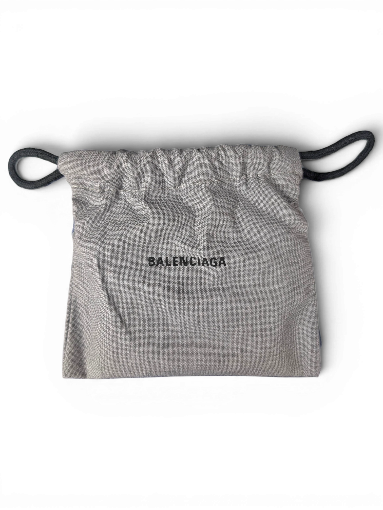JAKE & IPI Balenciaga blue monogram baseball cap with a grey branded dust bag