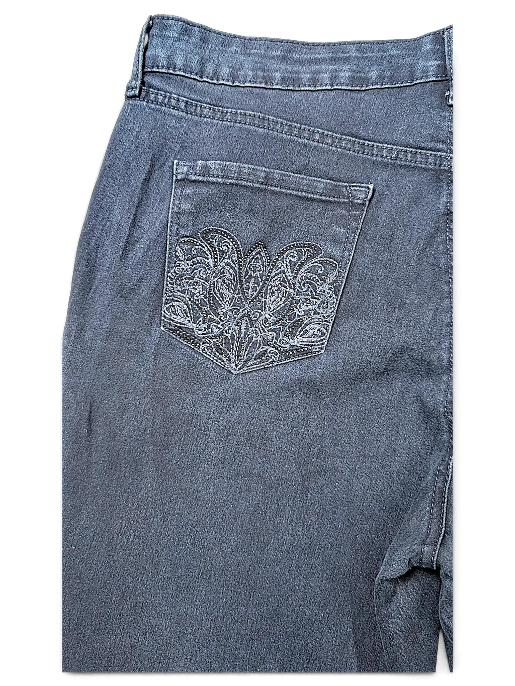 JAKE & IPI Gloria Vanderbilt Missy Bridget black slim leg jeans featuring intricate floral embroidery on back pocket