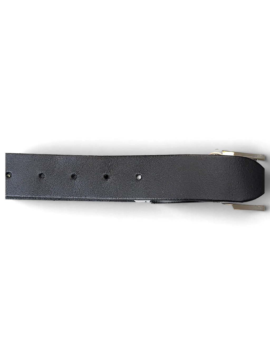 JAKE & IPI S. Oliver black leather belt with a silver-tone metal buckle and visible adjustment holes