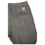JAKE & IPI Carhartt Salford -työhousut, haalistunutta vihreää puuvillaa, takataskun logolappu
