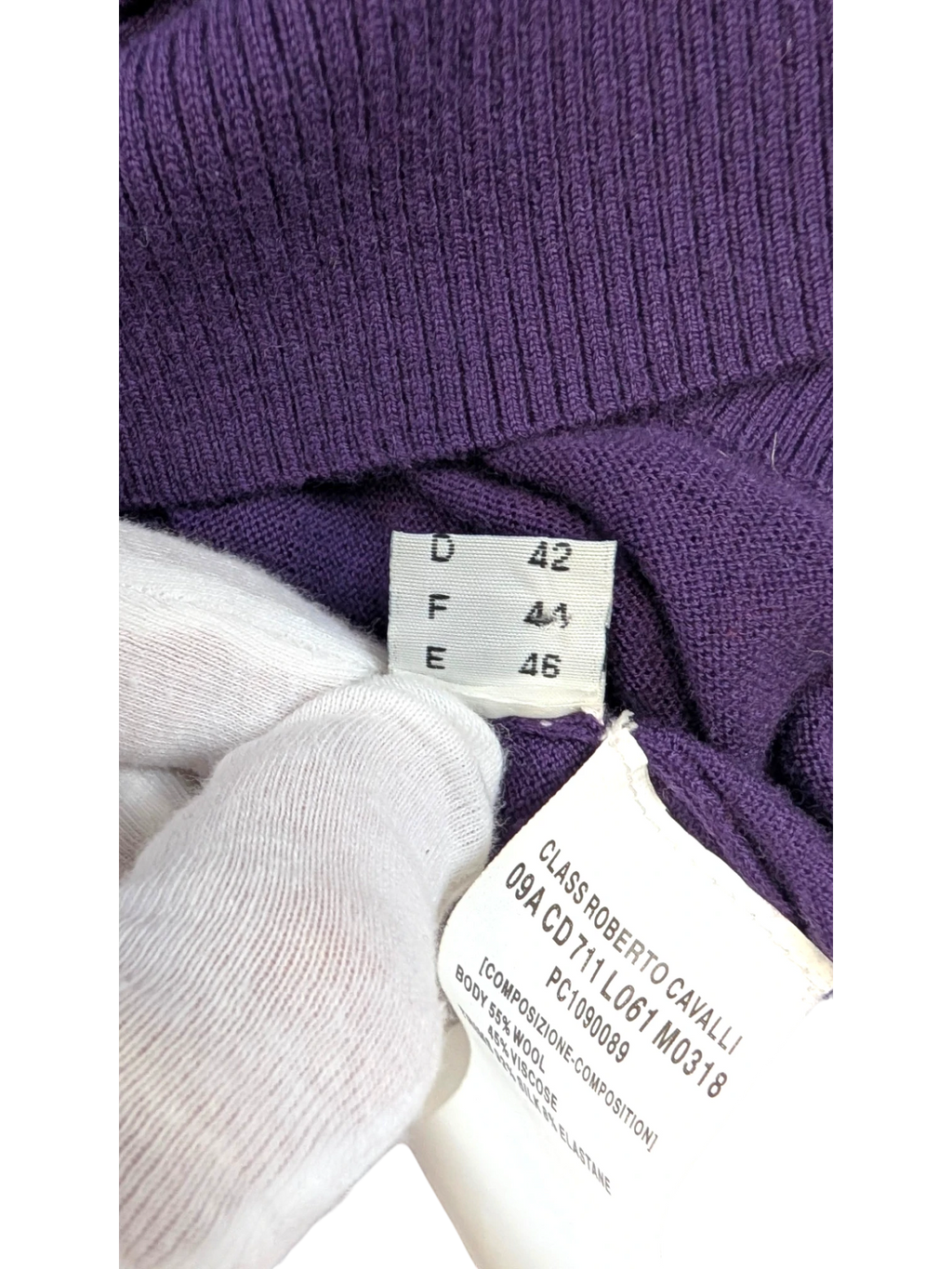 JAKE & IPI Class Roberto Cavalli deep purple wool-viscose blend knit cardigan with ruffle trim and three-quarter sleeves.