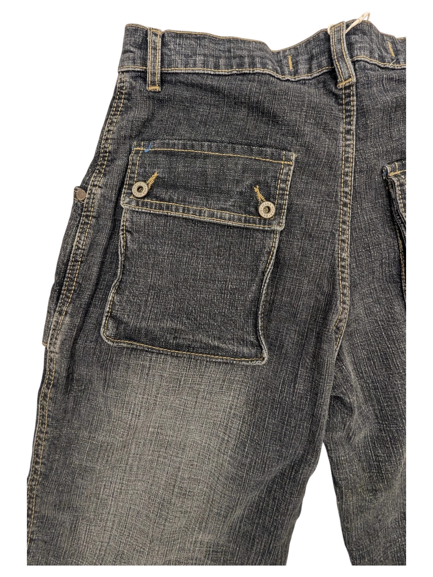 JAKE & IPI dark wash denim cargo jeans with button flap pockets and contrast stitching. Model 6051 W31 L32.