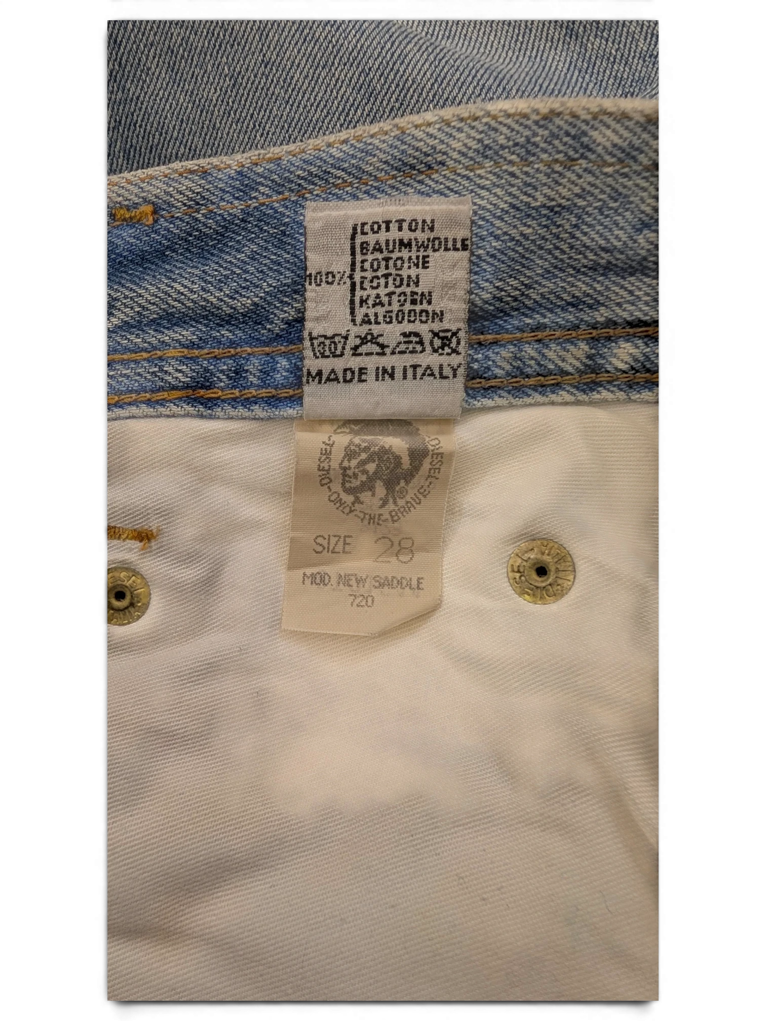JAKE & IPI Diesel Modern Basic jeans, size 28, made in Italy from 100% cotton.