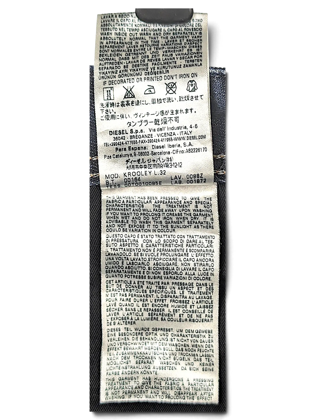 JAKE & IPI Diesel Krooley jeans interior care label with washing instructions and product details