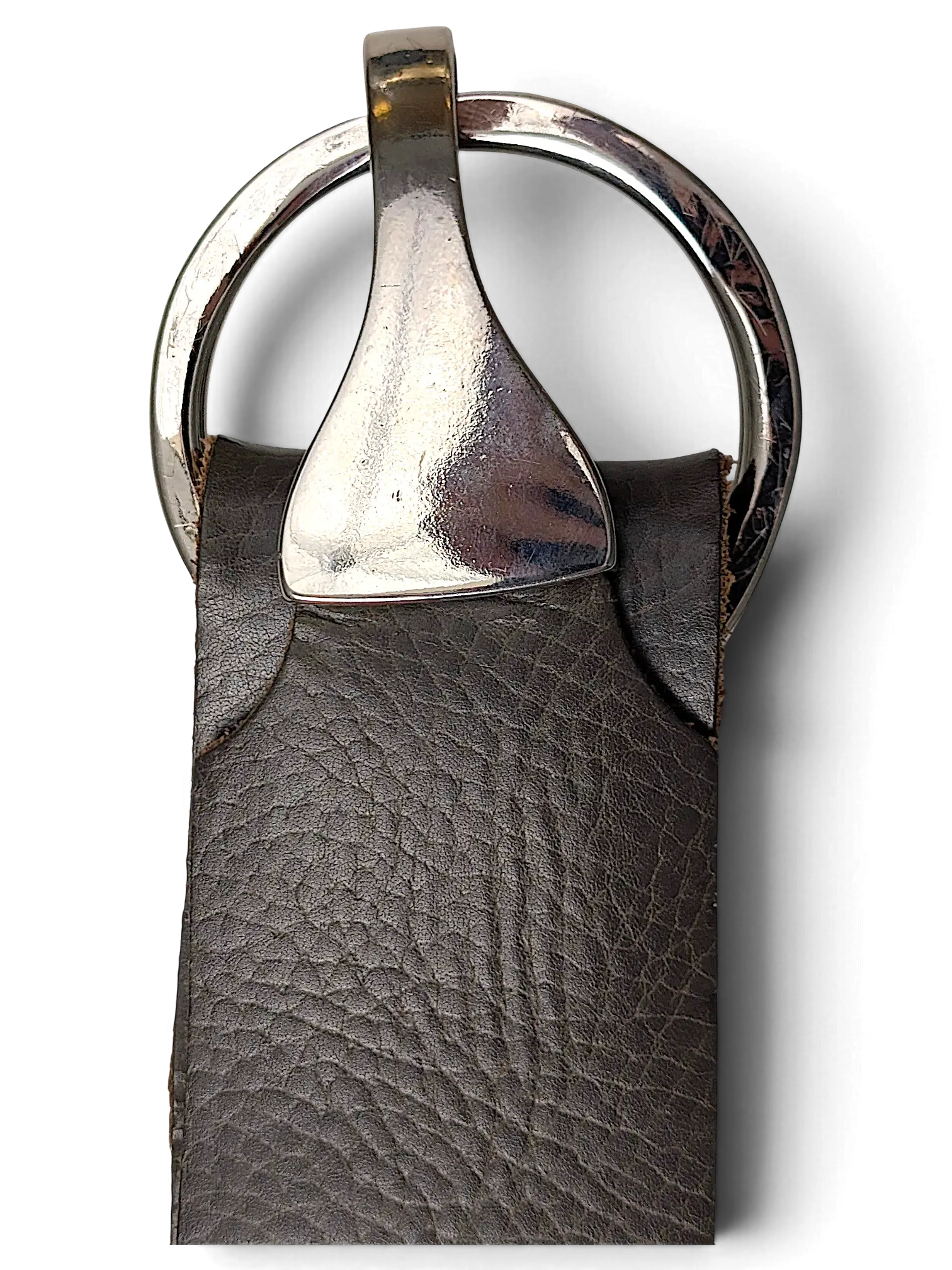 JAKE & IPI Street One grey leather belt featuring a polished silver circular buckle detail.