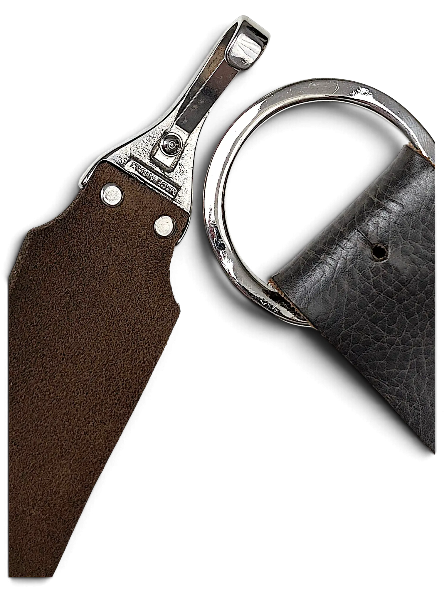JAKE & IPI grey leather belt featuring a silver metal hook and large circular ring buckle detail