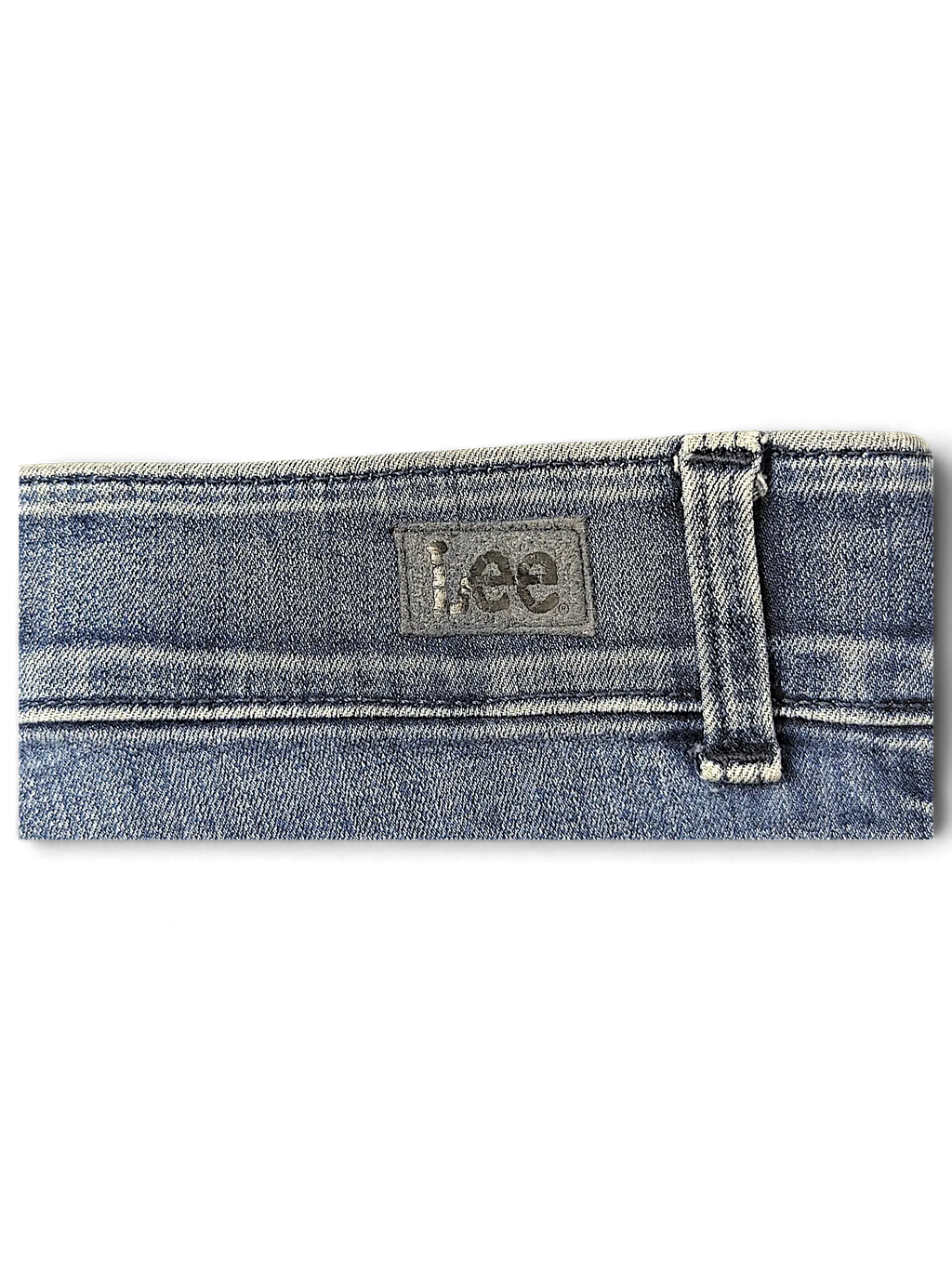 JAKE & IPI Lee Plus regular fit straight leg jeans featuring a mid-rise waistband with a branded leather patch.