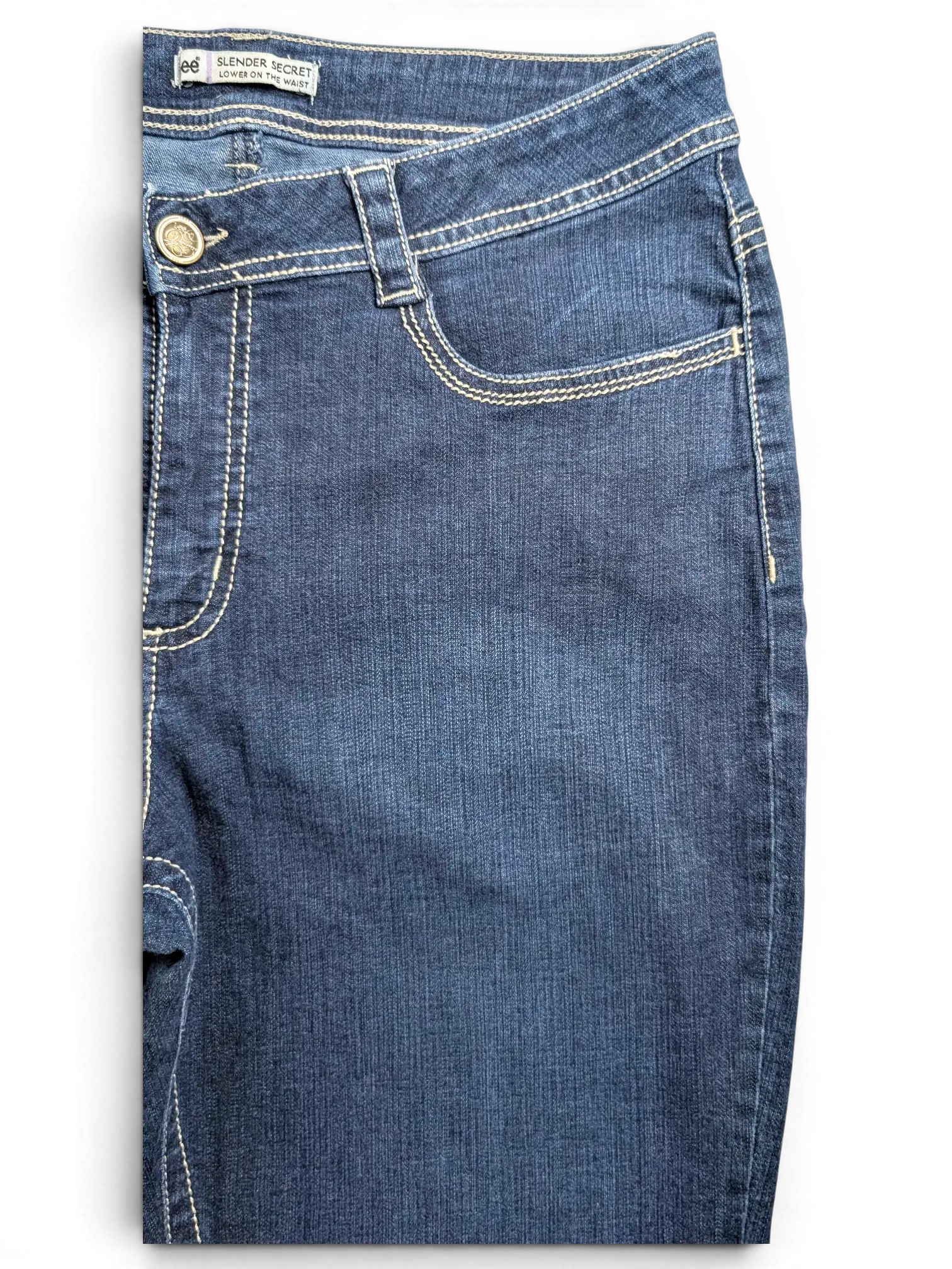 JAKE & IPI Lee Slender Secret dark blue denim jeans with contrast stitching and a mid-rise waist
