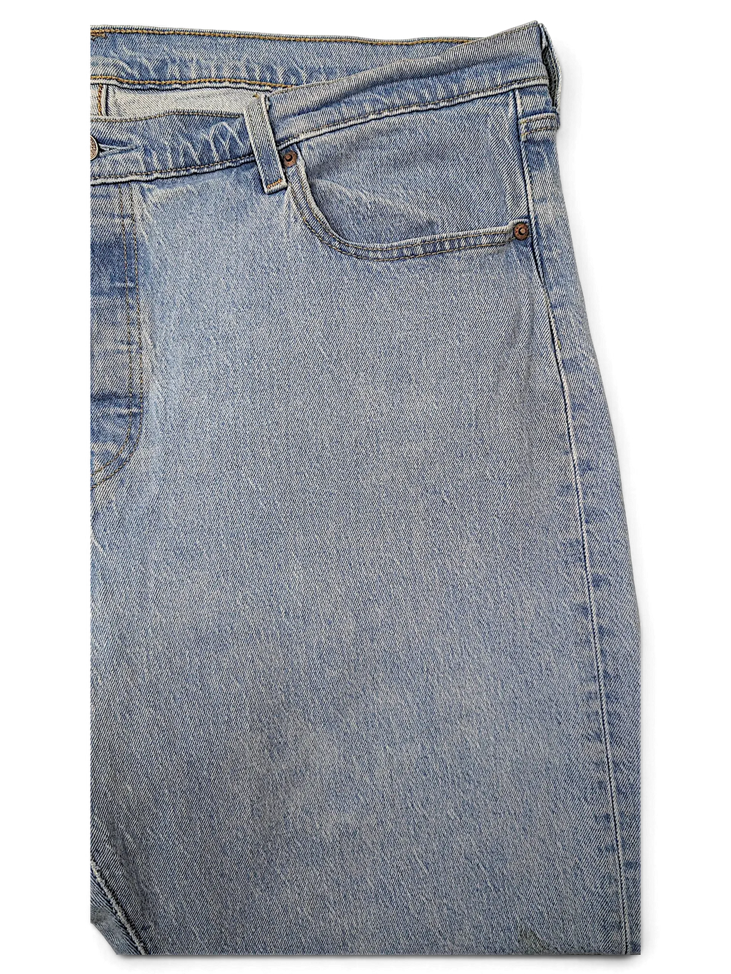 JAKE & IPI Levi's 501 20W light wash denim jeans with classic five-pocket construction and button fly detail.