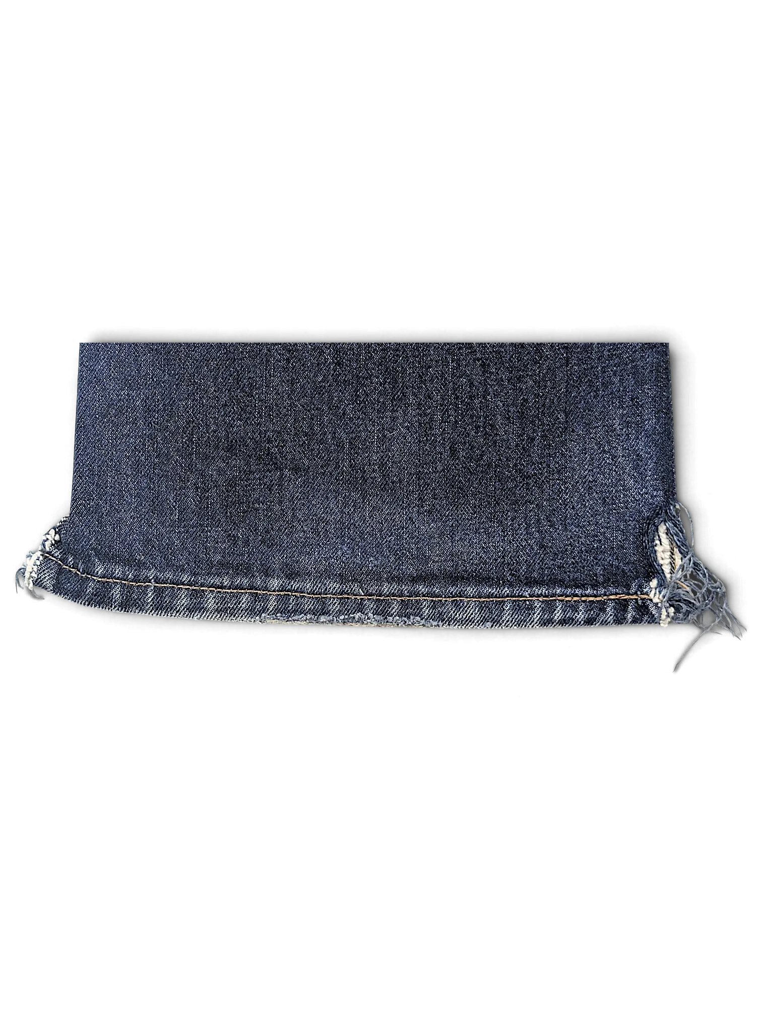 JAKE & IPI Levi's 555 dark blue denim jeans featuring a distressed frayed hem detail on the leg opening.