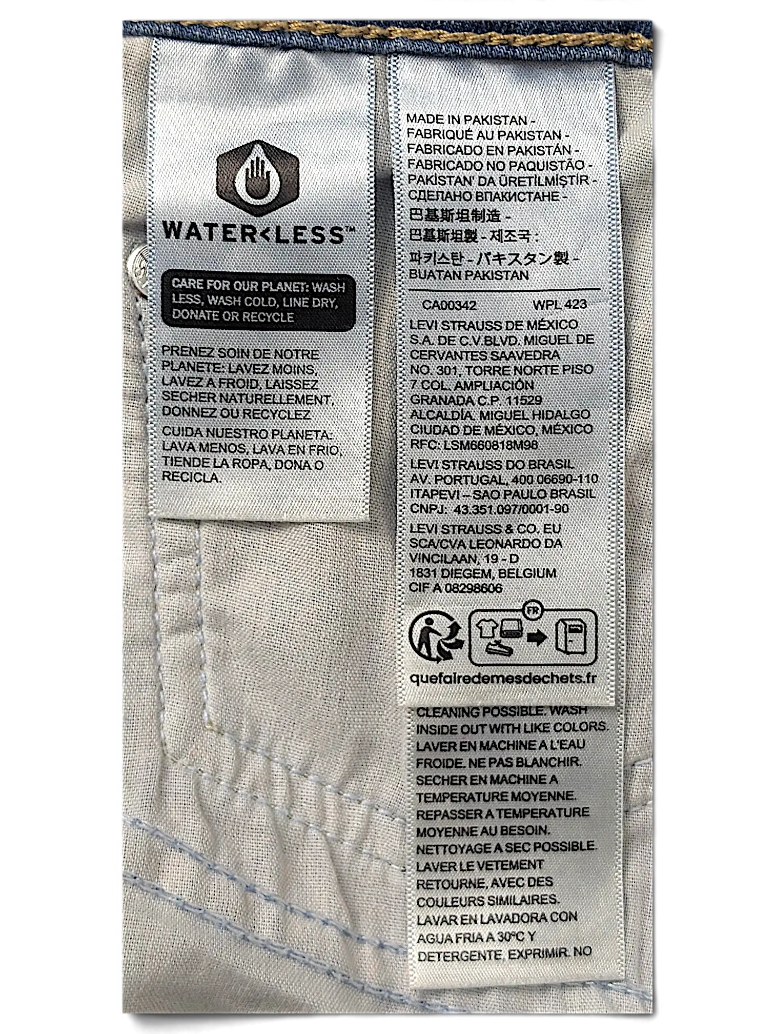 JAKE & IPI Levi's 726 flare jeans interior care and origin label with Water Less branding