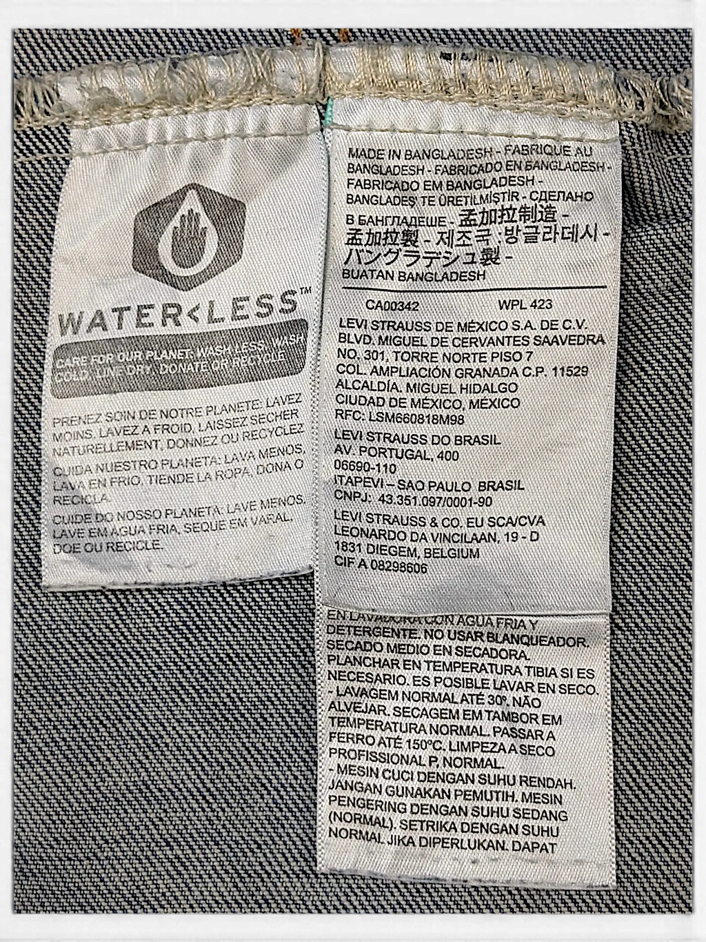 JAKE & IPI Levi's 5198 denim jacket interior care label with Water Less sustainability information