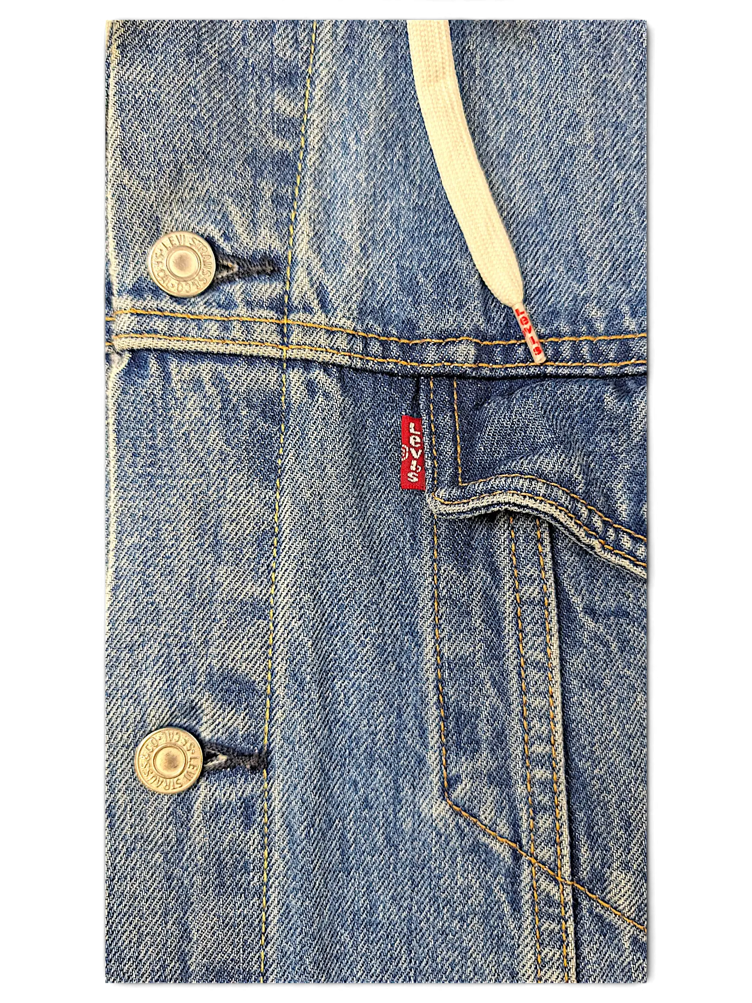 JAKE & IPI Levi's denim jacket featuring a light blue wash, metal buttons, and a drawstring hood detail.