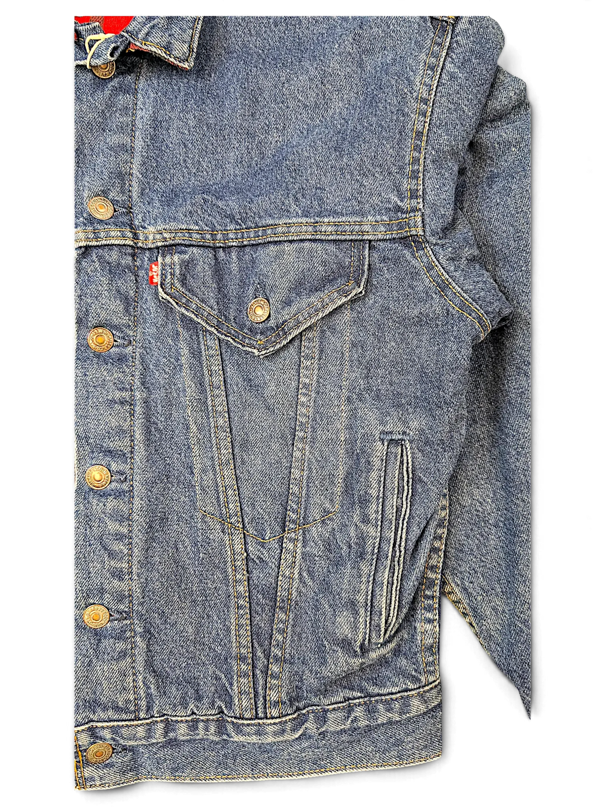 JAKE & IPI Levi's Quilt Inside denim jacket in blue with metal button closure and chest pocket detail